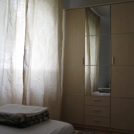 Lama Apartment *