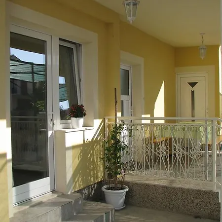 Apartman Lama
