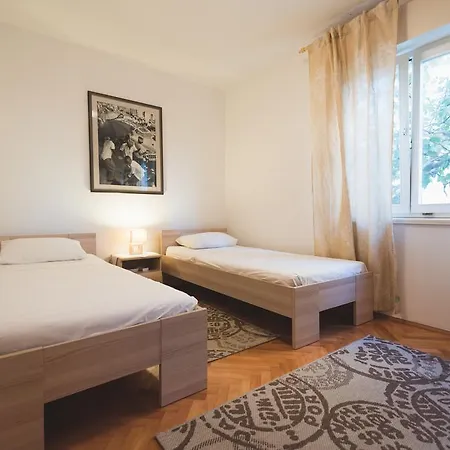Apartment Lama Vodice